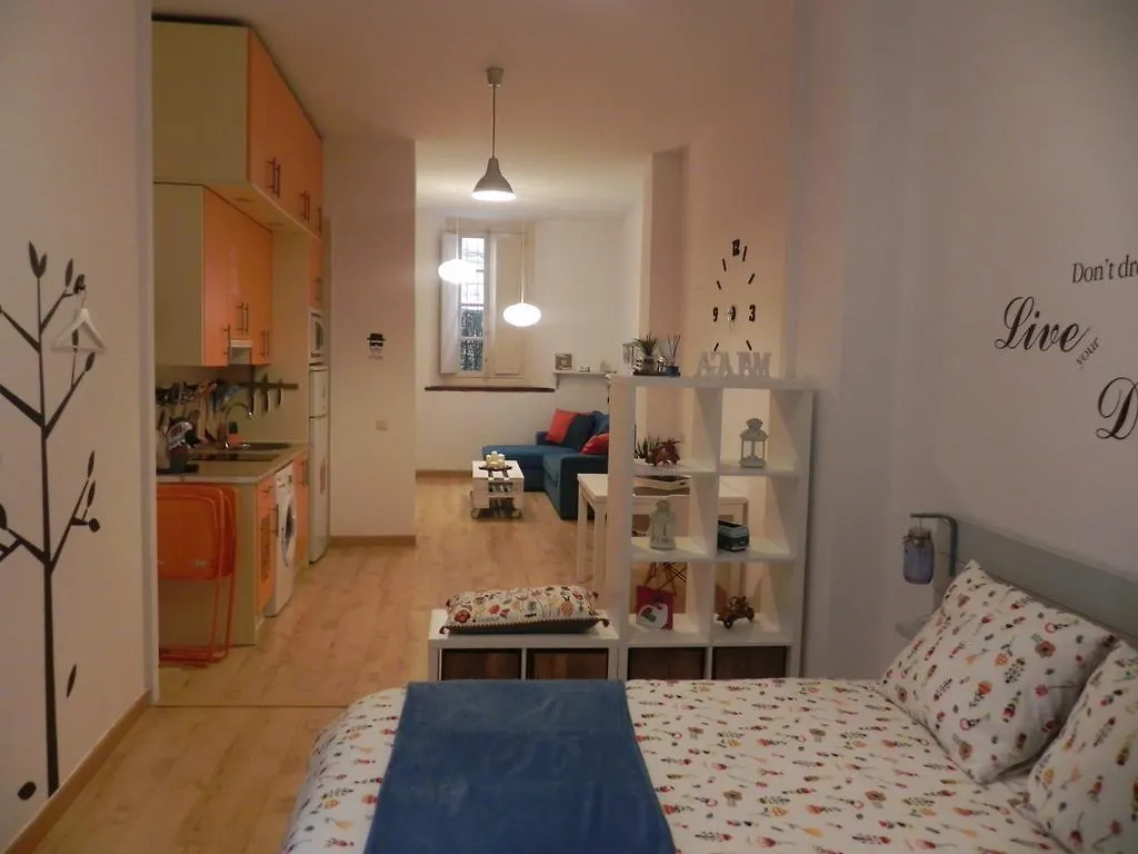 Malaga Sweet Home 0*,